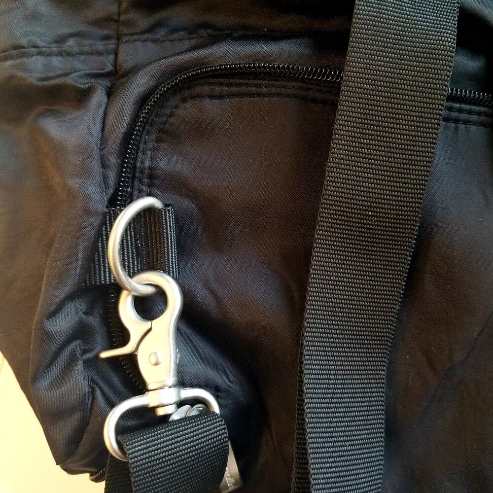 Baggalini Black Travel Backpack Purse - Picture 5 of 7